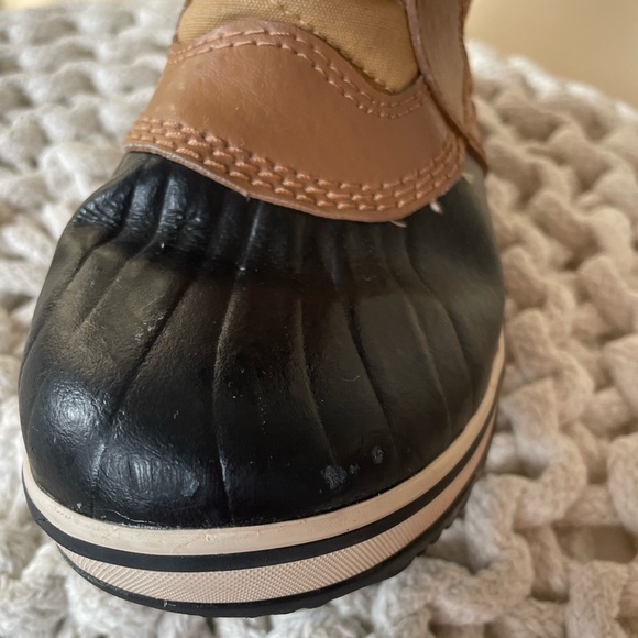 Sorel winter waterproof boots kids sizes 4 USA - Picture 8 of 12